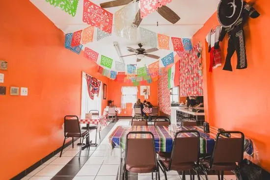 Los Chulos Mexican Restaurant