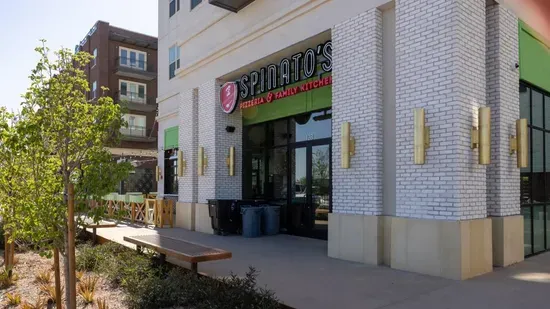 Spinato's Pizzeria and Family Kitchen