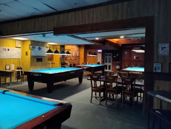 Rock House Grill & Billiards