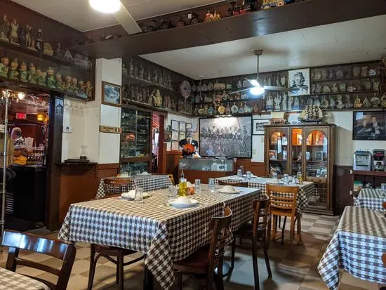 Dinucci's Restaurant