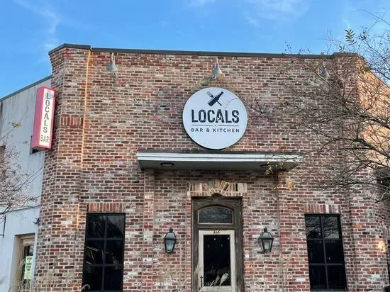 Locals Bar and Kitchen Central