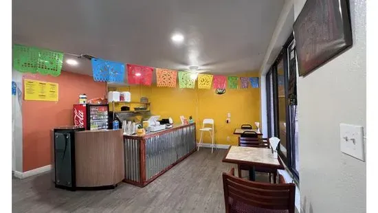 Chinelos Taqueria