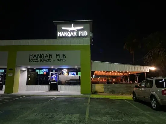 Hangar Pub