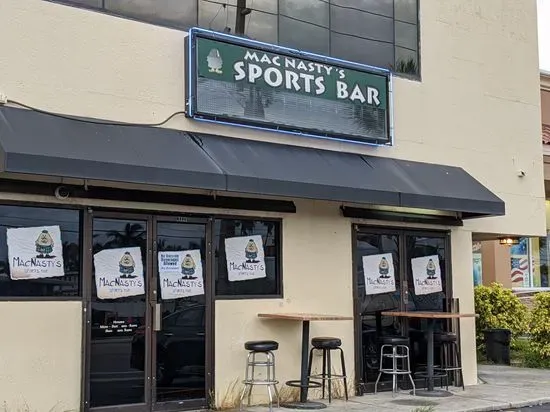 MacNasty's Sports Bar & Grill