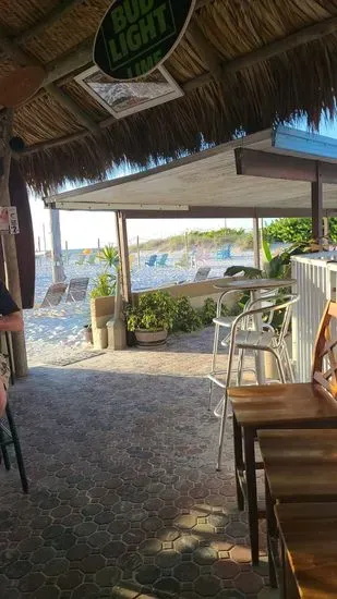 Chris' Beachside Bar