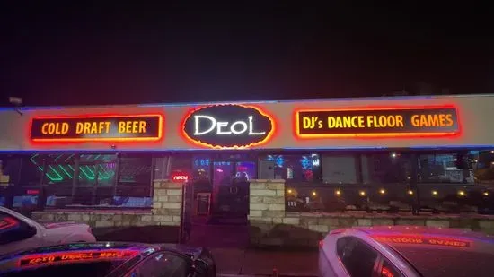 Deol Bar 1 At 1604 & Chase Hill