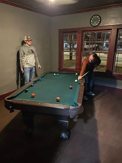 Cavemen Cigar Lounge