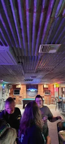 Mr.B'S