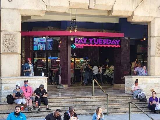 Fat Tuesday Rivercenter San Antonio