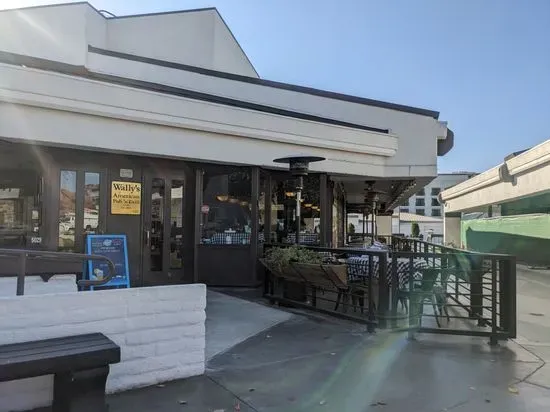 Wally's American Pub N Grill