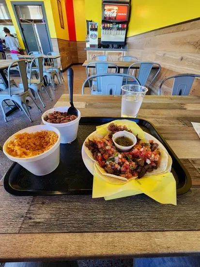 Casa Del Pollo Mexican Grill