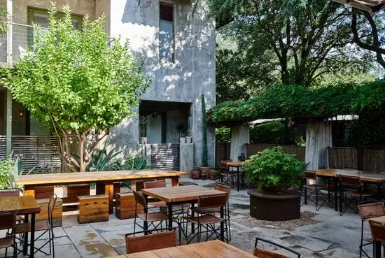 Courtyard Lounge at Hotel San José