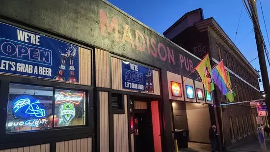 Madison Pub