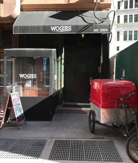 Wogies Bar & Grill, FIDI