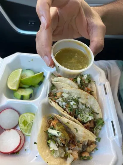 El Chaparral Taqueria Y Pupuseria