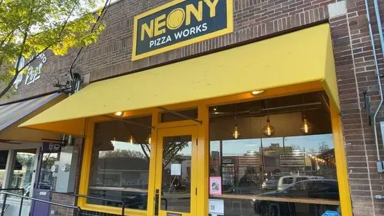 NEONY Pizza Works