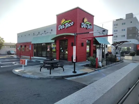 Del Taco