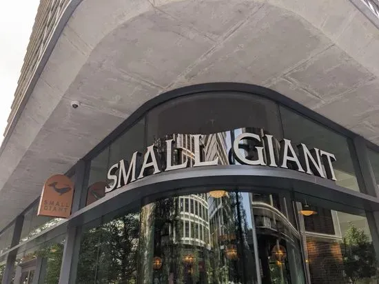 Small Giant - Bar and Restaurant