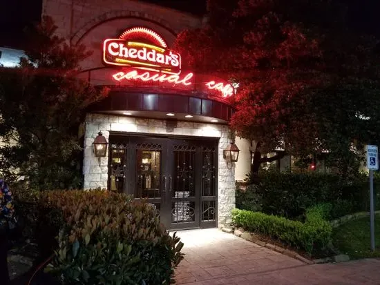 Cheddar's Scratch Kitchen