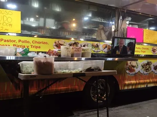 Los Famosos Tacos Al Carbon