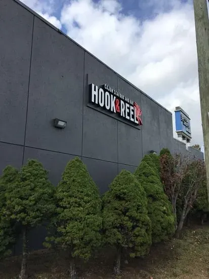 Hook & Reel Cajun Seafood & Bar