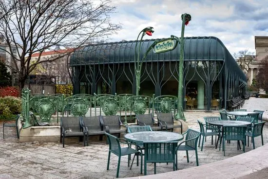 Pavilion Café