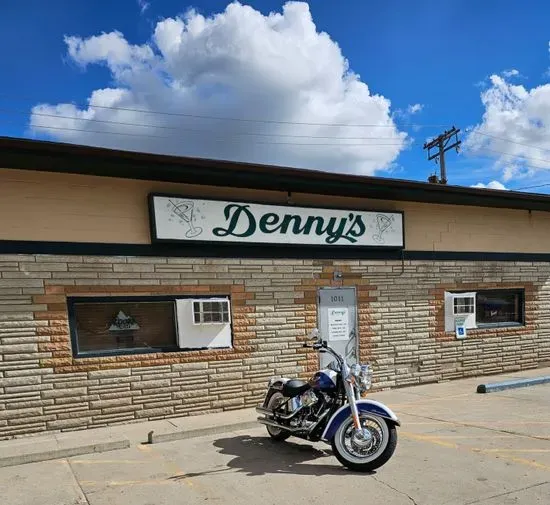 Denny's Tavern
