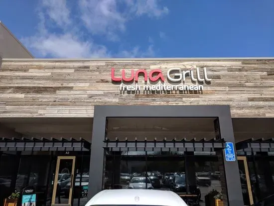 Luna Grill Sherman Oaks