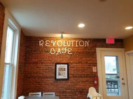 Revolution Café