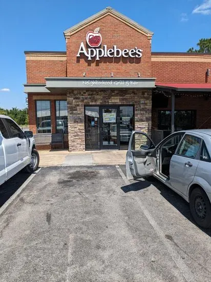 Applebee's Grill + Bar