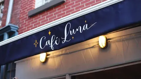 Cafe Luna