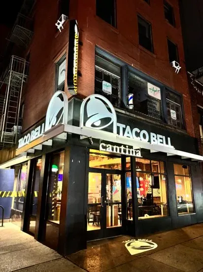 Taco Bell Cantina Cantina