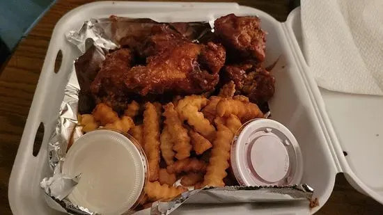 Wings & More Food Hut