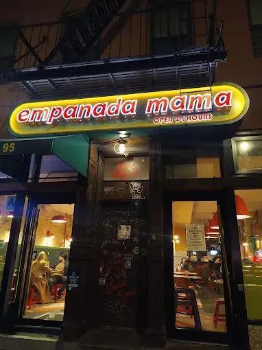 Empanada Mama LES