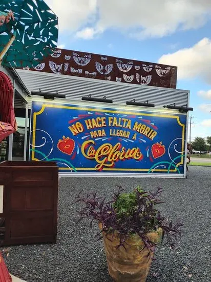 La Gloria Mexican Cuisine