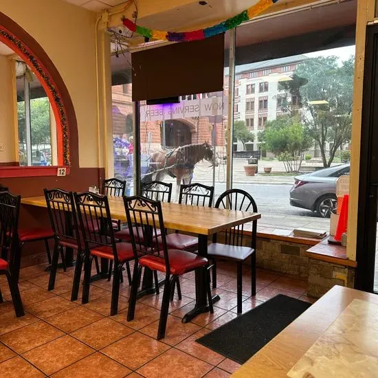 La Mexicana Mexican Restaurant