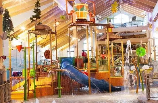 Great Wolf Lodge Water Park | New England