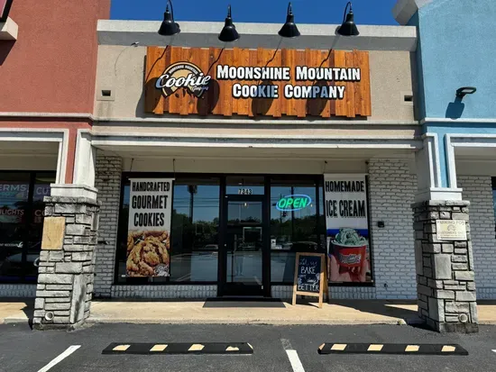 Moonshine Mountain Cookies & Ice Cream