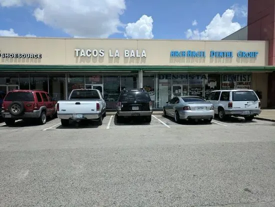 Tacos La Bala