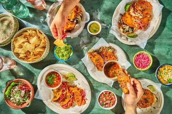 La Birria De Res Tacos