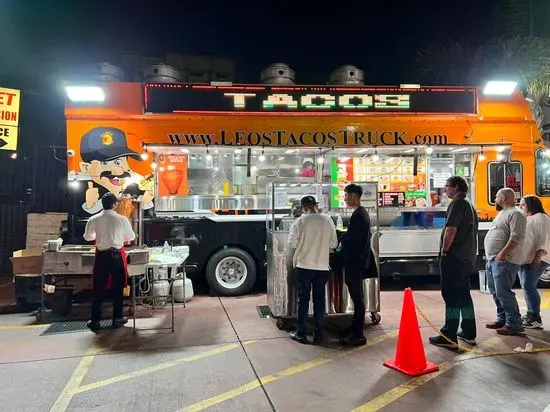 Leo's Tacos Truck