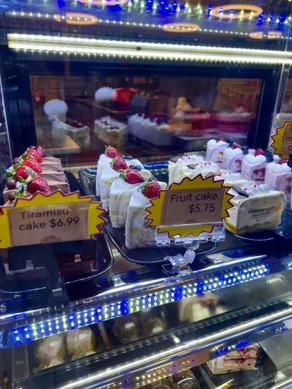 Sweet Hut Asian Bakery