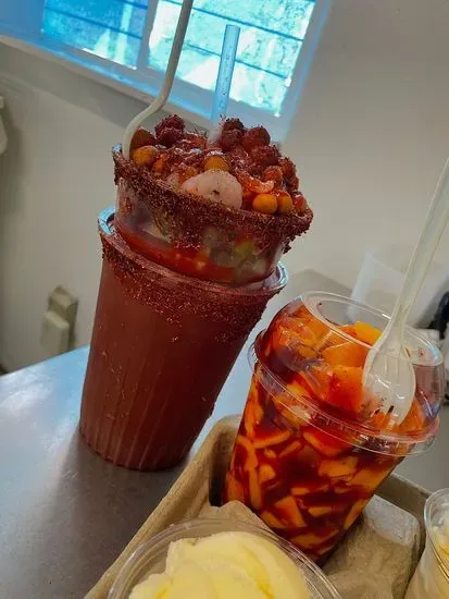 Pura Vida Snacks & Drinks