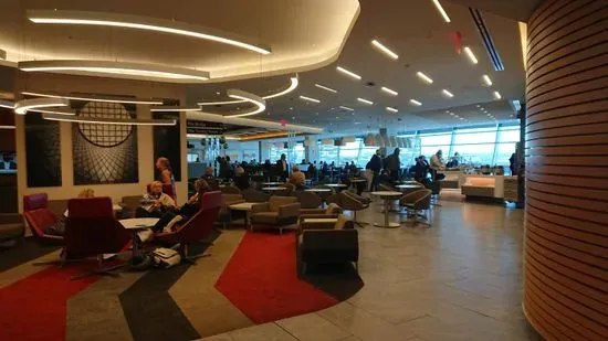 American Airlines/British Airways Lounges Terminal 8