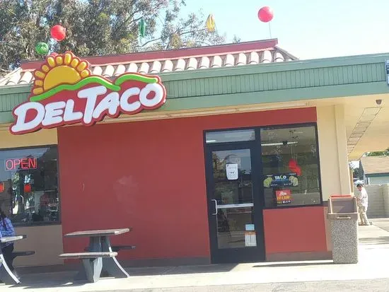 Del Taco