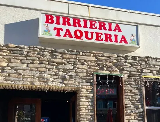 Birrieria & Taqueria La Huasteca