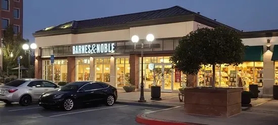 Barnes & Noble