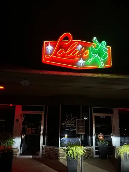Lola's Hi/Lo Lounge