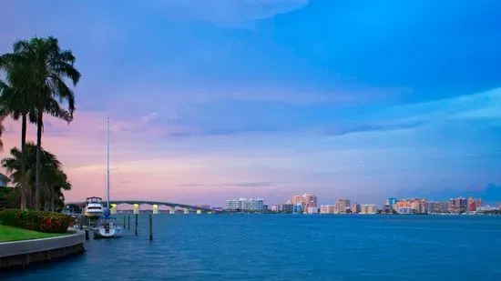 Bird Key Yacht Club