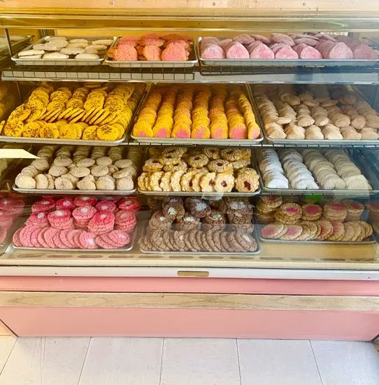 La Popular Bakery